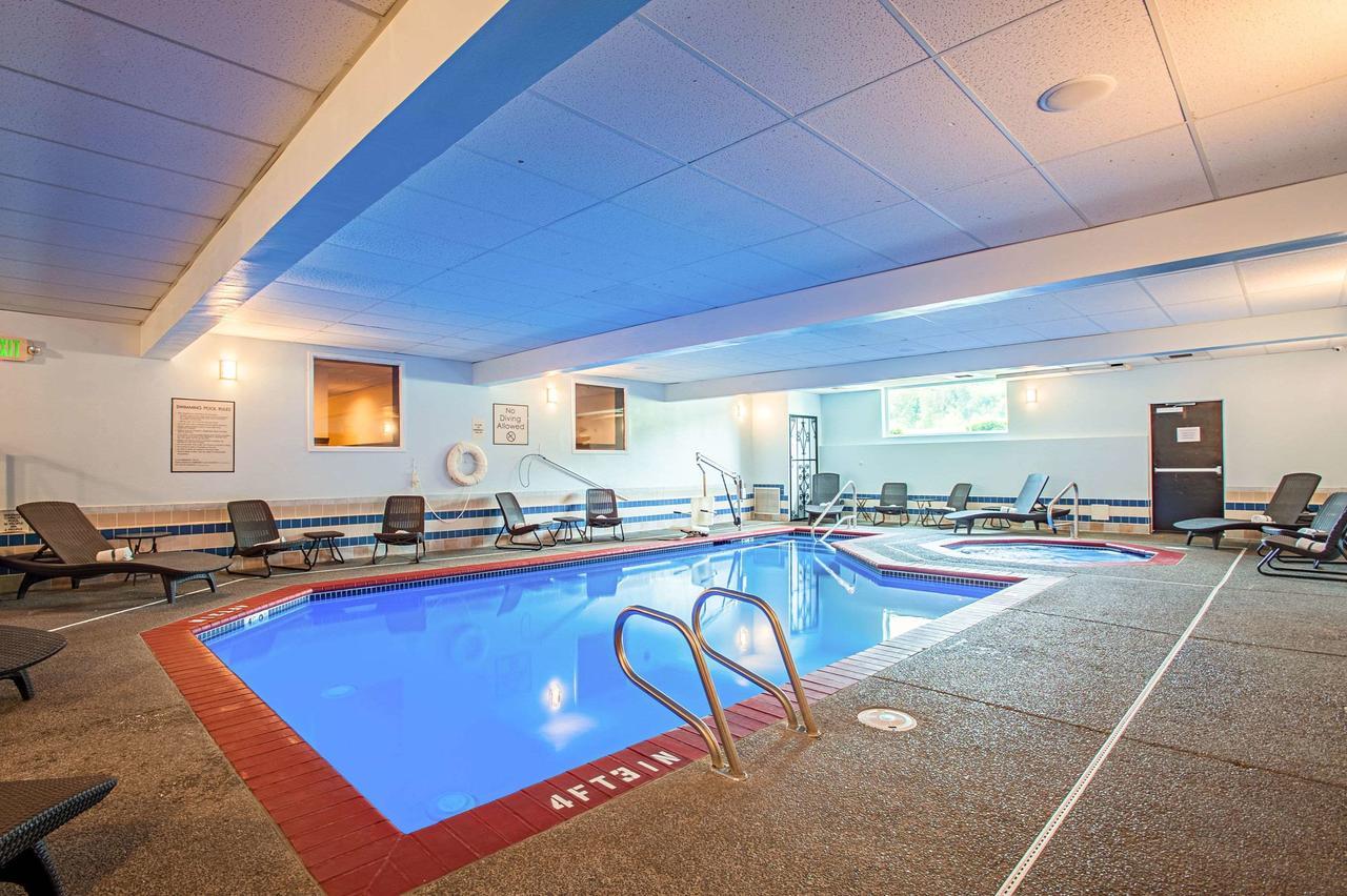 Comfort Inn & Suites Pacific - Auburn Екстериор снимка
