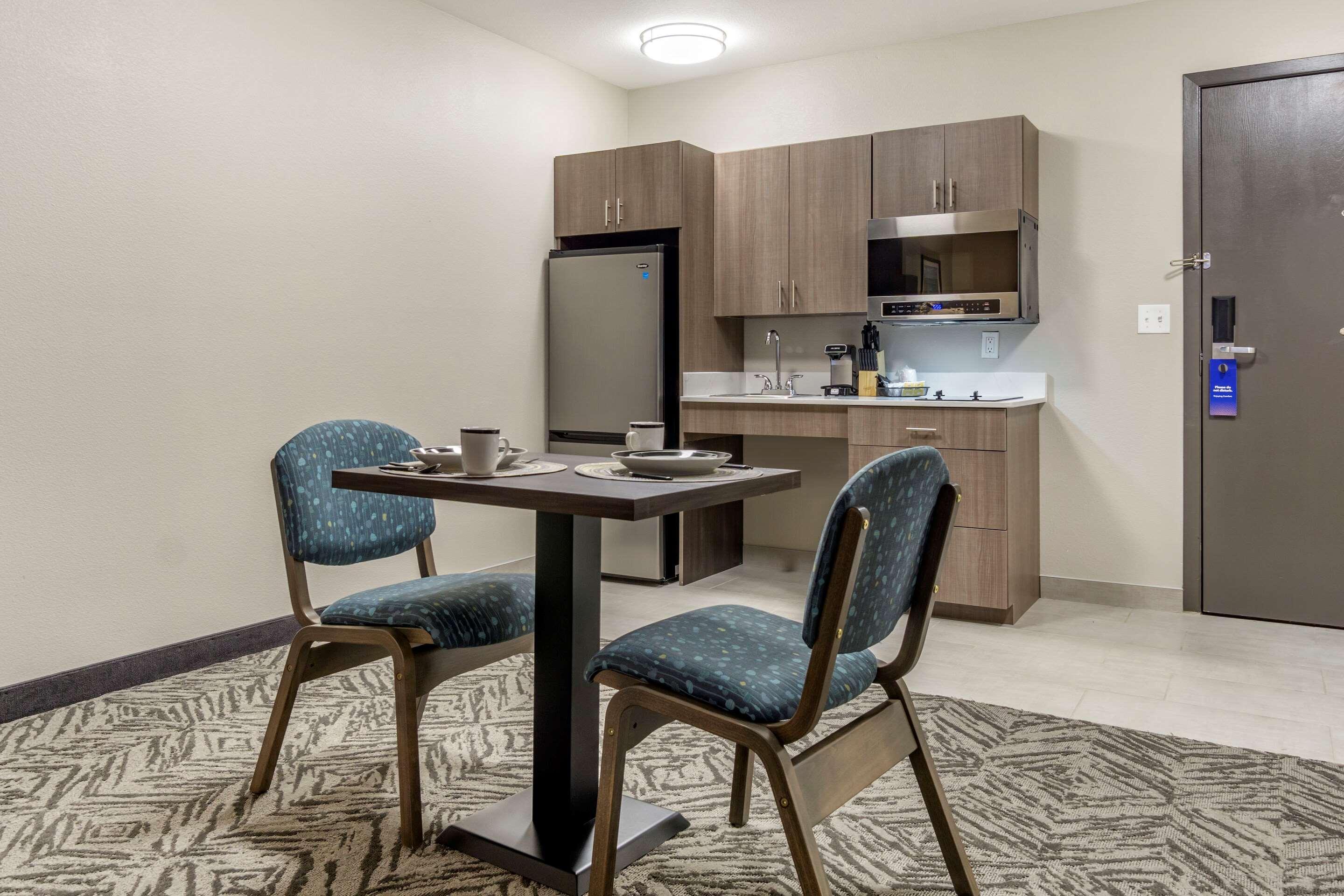 Comfort Inn & Suites Pacific - Auburn Екстериор снимка