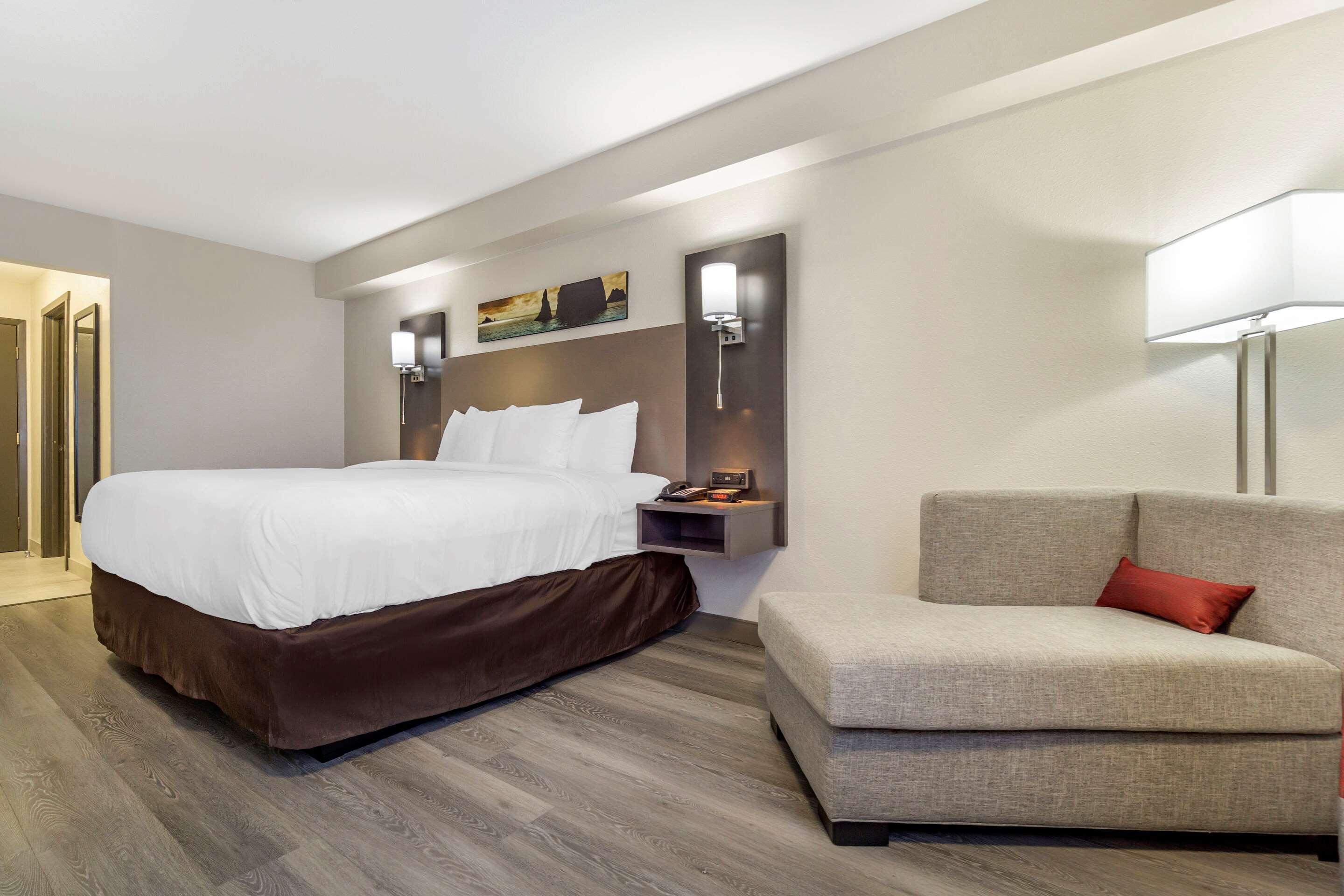 Comfort Inn & Suites Pacific - Auburn Екстериор снимка