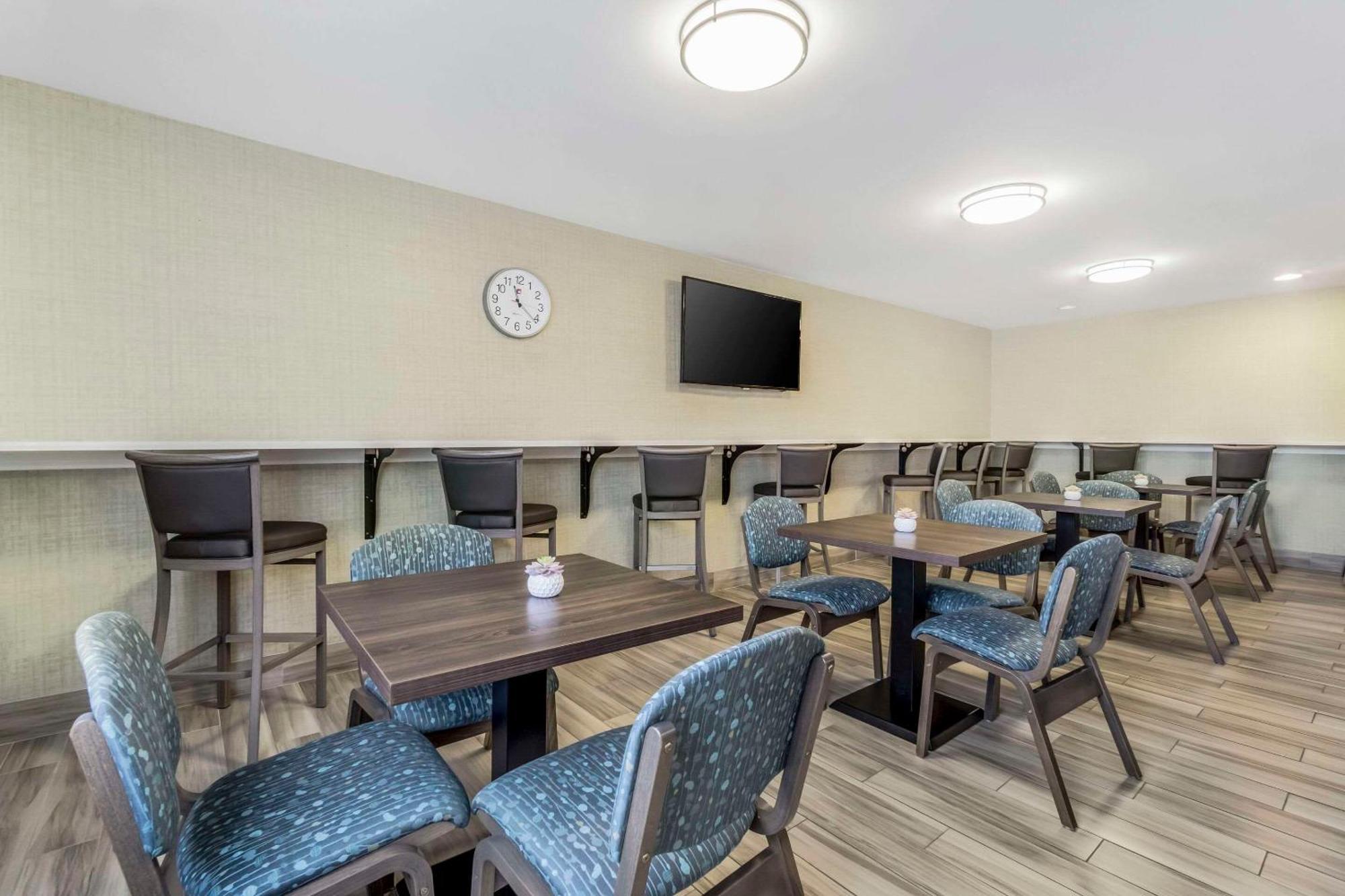 Comfort Inn & Suites Pacific - Auburn Екстериор снимка