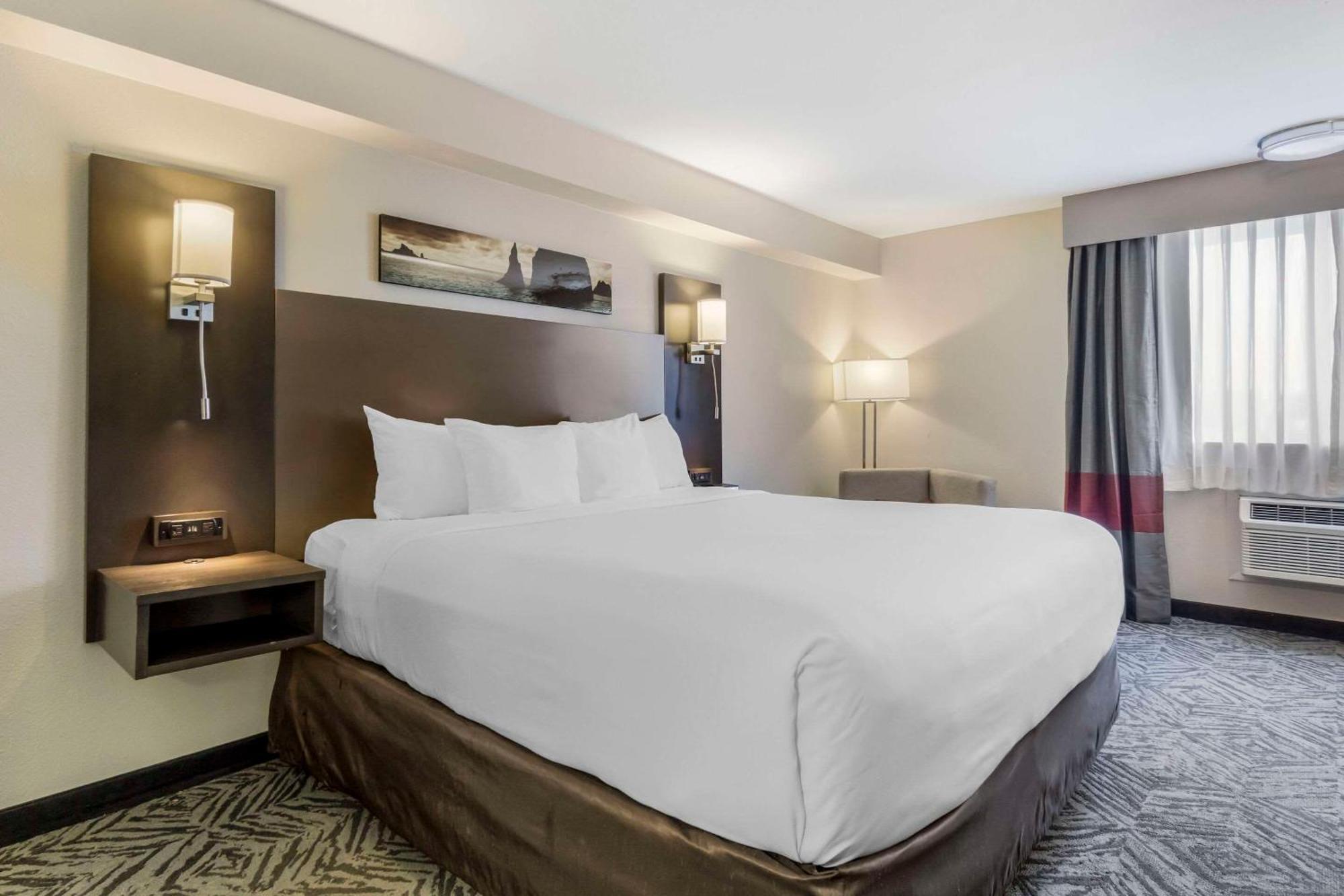 Comfort Inn & Suites Pacific - Auburn Екстериор снимка