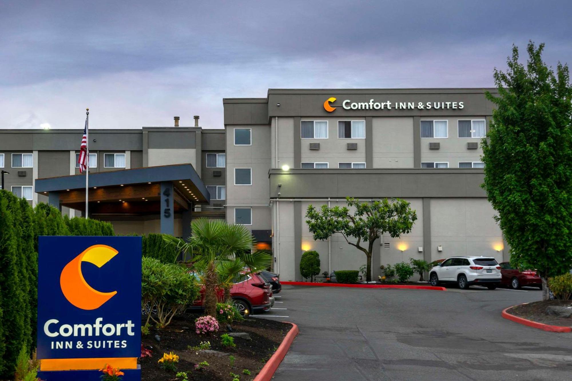 Comfort Inn & Suites Pacific - Auburn Екстериор снимка